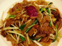 瑞士汁炒牛河-和平馆·地道港澳茶餐厅(西门口店)