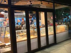 门面-Dough&Joe团憩(瑞虹天地月亮湾店)