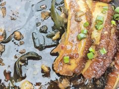 -有红鸡毛店·川菜(建设路店)