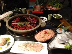 -憨石匠山野鲜菜火锅(理工店)