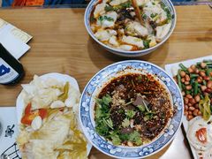 -天发芽·何记葫芦头泡馍·传统小吃(报恩寺街店)