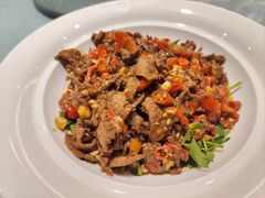 -黄泥岗·地道湖北菜(奥特莱斯店)