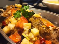 -大头虾越式风味餐厅(光明广场店)