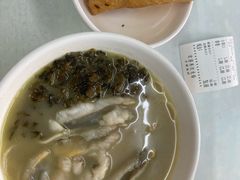 -明呈黄鱼面馆(斜土路店)