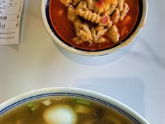 -邱芳粉店(迎宾大道旗舰店)