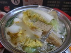 -烫煮风旋转涮吧自助小火锅(洪楼大润发店)