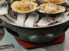 -围炉肉舍•炭烤活鳗•丹东海鲜烤肉(步行街店)