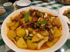 新疆大盘鸡-新疆巴州金丝特餐厅(大钟寺店)