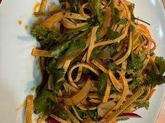 家常凉菜-老东北大铁锅·烧烤·东北菜