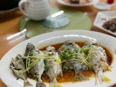 清蒸什鱼-肥舅父農莊