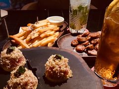 黑松露薯条-wann lounge 低温慢煮牛排·清吧