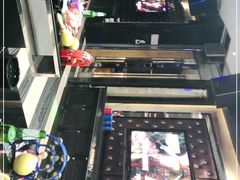 -蓝尊量贩(黄河路店)