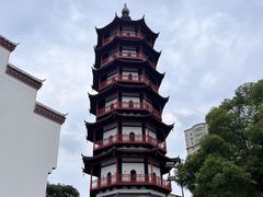 -绳金塔