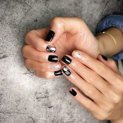 -摩睫+皮肤管理·科学美容中心