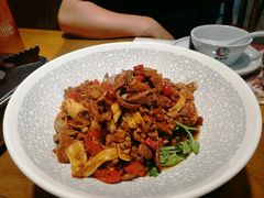 -黄泥岗·地道湖北菜(奥特莱斯店)