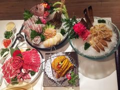 特选牛肉拼和海鲜拼-红门金汤·港式火锅(英皇集团中心店)