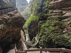 -龙水峡地缝景区