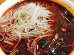 帽结子肥肠粉-白家高记肥肠粉(总店)