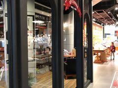 -西西弗书店&矢量咖啡(凯德晶萃广场店)