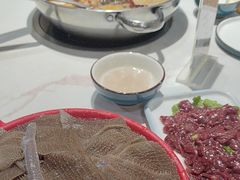 -乡土黄·鲜牛肉火锅·小龙虾(兴业街店)