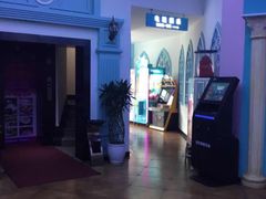 -梦幻城堡轻奢实景酒店(川大望江校区地铁站店)