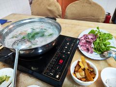 -华哥新鲜猪精品美食