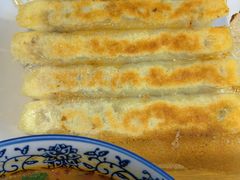 -八百里牛肉汤(盖饭·锅贴·万象城店)
