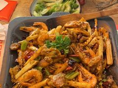 -炭舍干锅·烤鱼(扬名广场店)