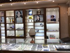 -明月眼镜(三坝店)