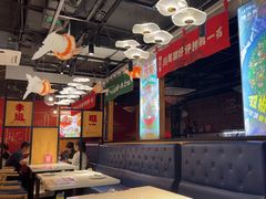 -辣小妮de川菜馆(红旗Mall店)