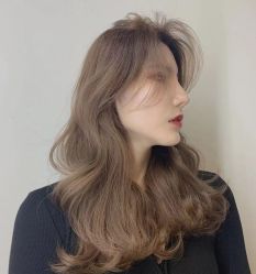 -朗峰专业美发沙龙