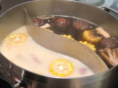 -捞王锅物料理(上海世茂广场店)