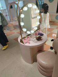 -奈尔宝家庭中心·亲子餐厅(华采天地店)