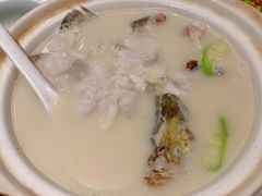 浓汤桂鱼配脆米-港丽餐厅(杭大店)