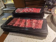 谷饲雪花牛肉-沪小胖·小龙虾·蓝龙王(八佰伴店)