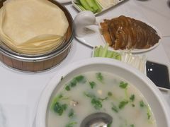 -梅利汴京烤鸭•开封豫菜地标店(东大街店)