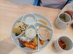 -素满香·全民食养自助(长宁龙之梦店)