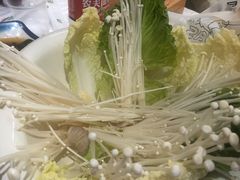 -霄汉牛三鲜湖北砂锅菜(万松园2店)
