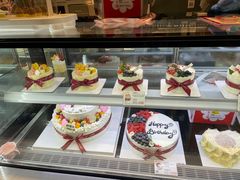 -花花卷卷·鲜食蛋糕(静安久光百货店)