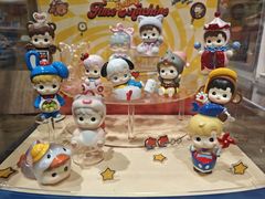 -泡泡玛特POPMART(上海环球港店)