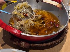 -渝信川菜 · 川味家常菜(财富购物中心店)