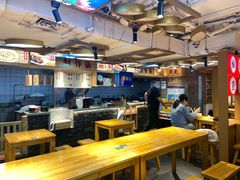 大堂-呷佬·长沙手工米粉(金沙江路店)