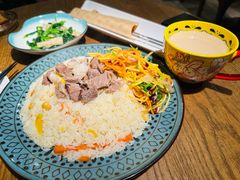 羊肉手抓饼-耶里夏丽·新疆菜·家庭聚场(百联中环购物广场店)
