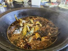 -小赖鱼馆·铁锅炖(官厅水库店)