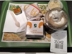 -麦当劳(田林好又多店)