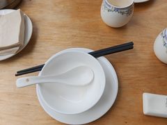 -怡得饭庄·30年老店·宋大妈昆明菜