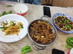 -江城燕子大排档(江汉路步行街店)