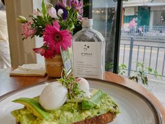 牛油果温泉蛋吐司-O'mills Sourdough Bakery&Bistro(永嘉路店)