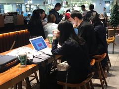 大堂-星巴克臻选(广州太古汇店)