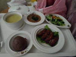 -菁幼月子会所(儿童医院店)